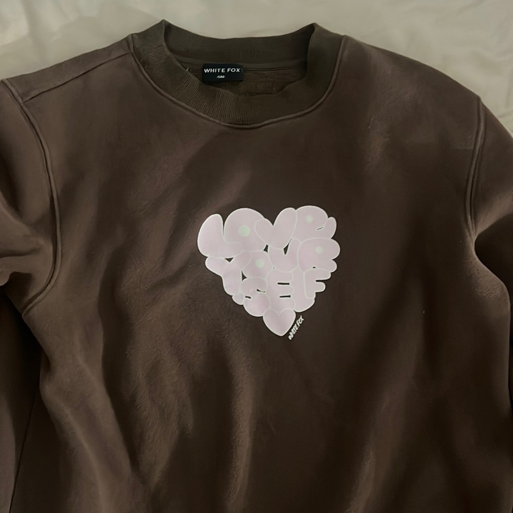 white fox crewneck